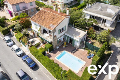 Maison - 155 m² - 6 pièces