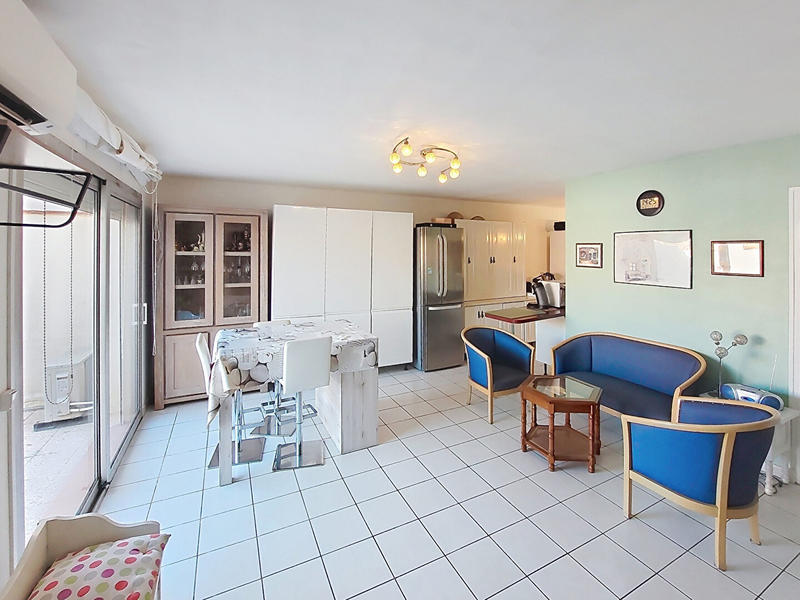 Maison - 94 m² - 5 pièces