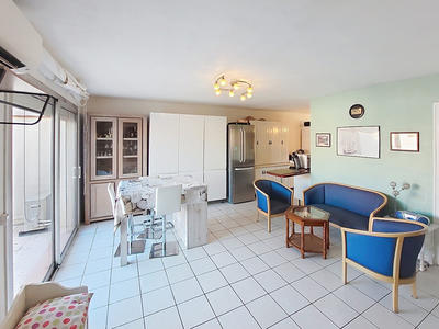 Maison - 94 m² - 5 pièces