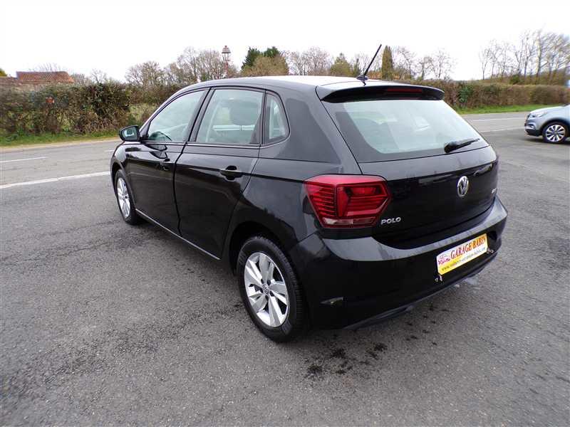 Volkswagen Polo VI 1.0 Mpi 80 Lounge
