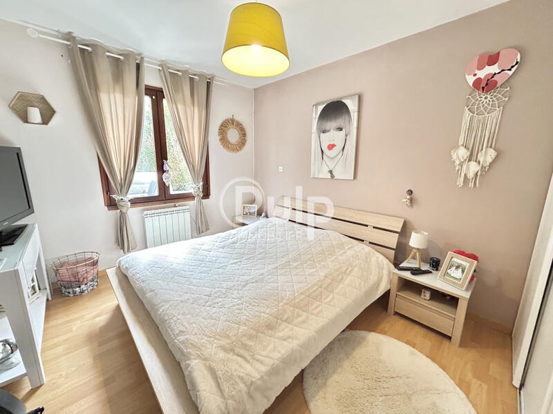 Maison - 100 m² - 6 pièces