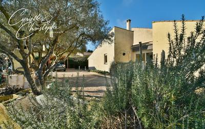 Villa - 155 m² - 5 pièces