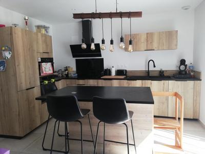 Maison - 95 m² - 4 pièces