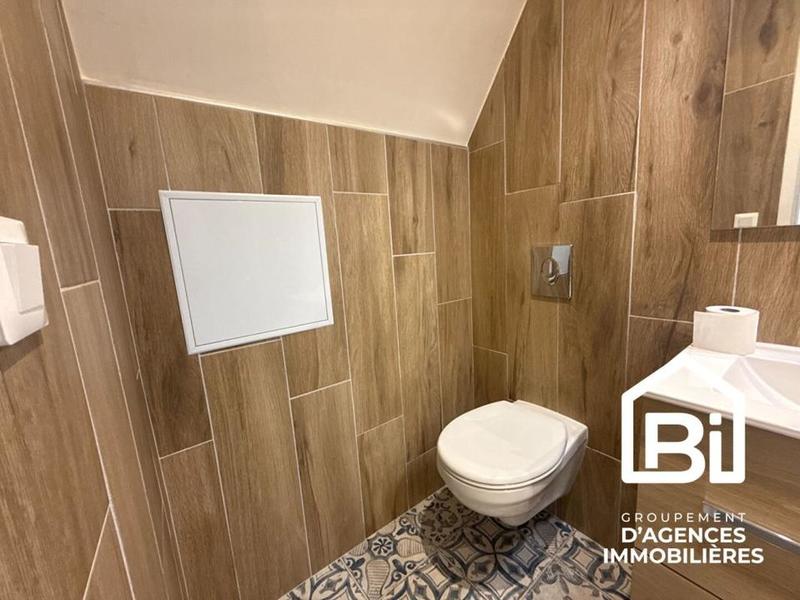 Studio - 30 m² - 1 pièce