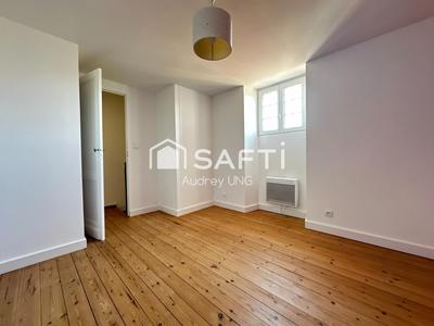 Maison - 88 m² - 4 pièces