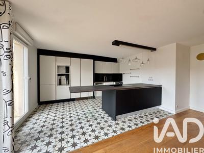 Appartement - 93 m² - 4 pièces