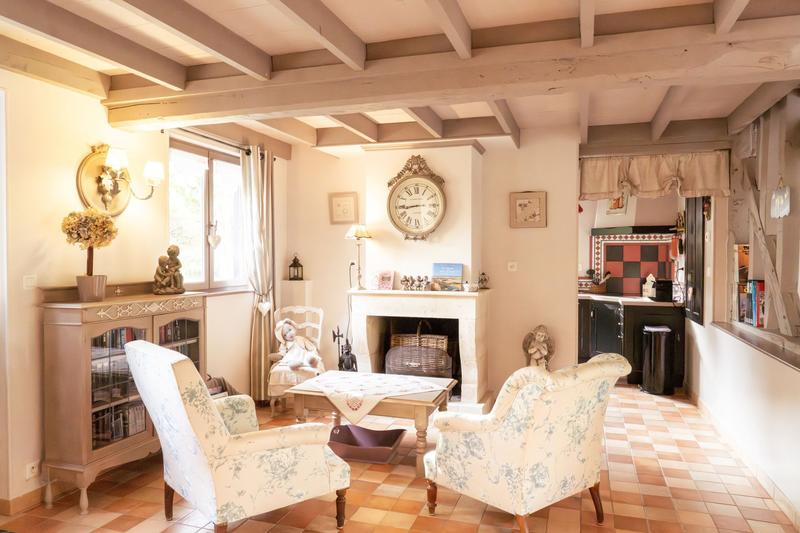 Maison ancienne - 234 m² - 19 pièces