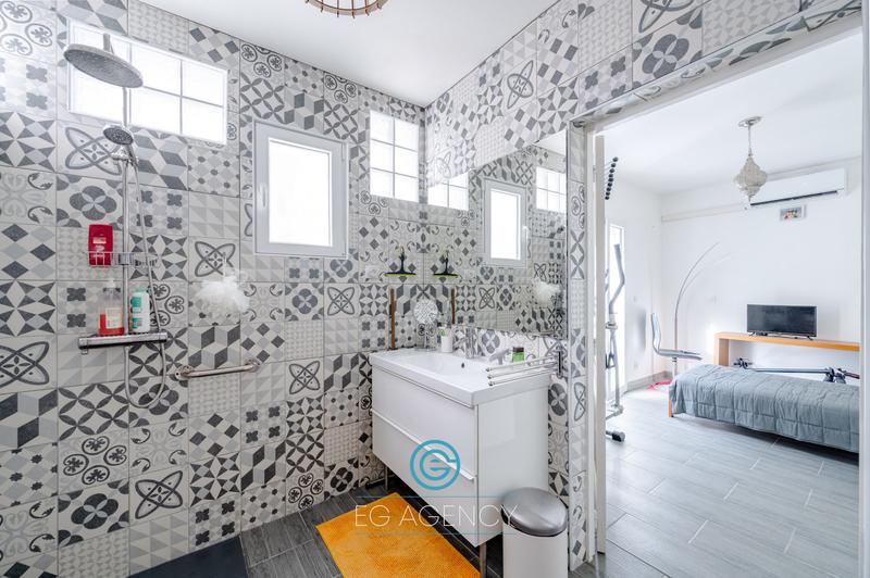 Maison - 127 m² - 5 pièces