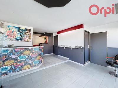 Local commercial - 64 m²