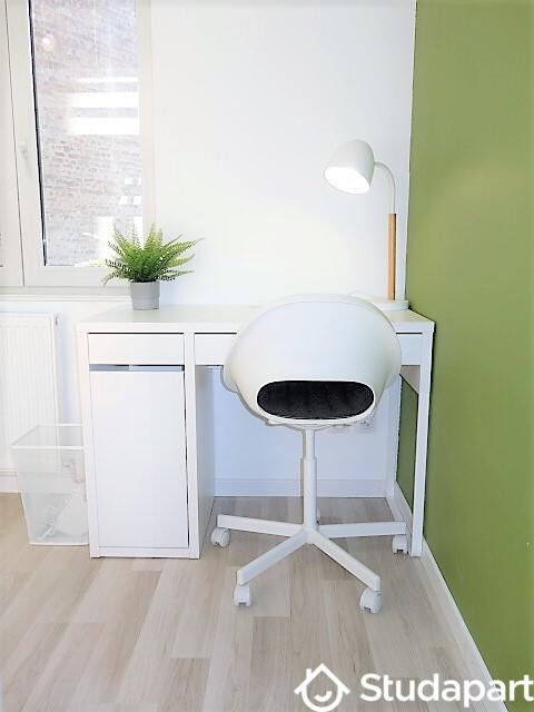 Chambre - 75 m² - 1 pièce