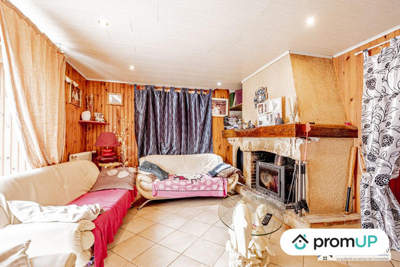 Maison - 202 m² - 5 pièces