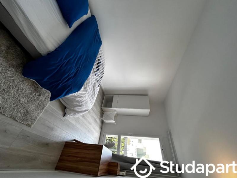 Chambre - 10 m² - 1 pièce