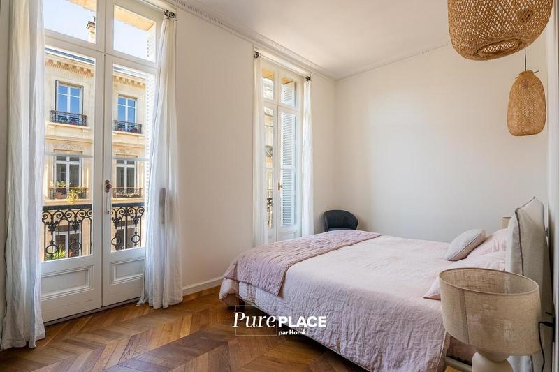 Appartement - 92 m² - 3 pièces
