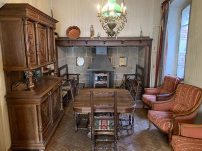 Maison - 157 m² - 7 pièces