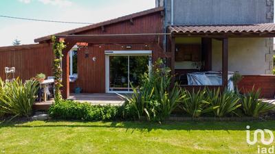 Maison - 135 m² - 6 pièces