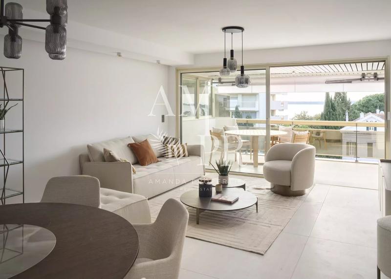 Appartement - 97 m² - 4 pièces