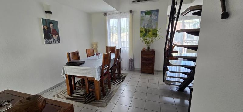 Appartement - 92 m² - 5 pièces