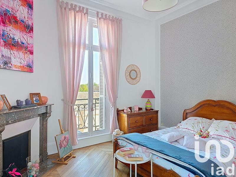 Appartement - 207 m² - 7 pièces