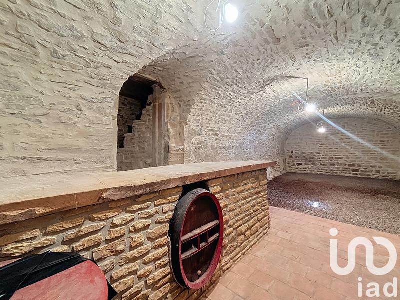 Maison - 270 m² - 7 pièces