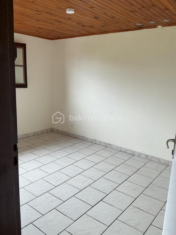 Maison - 120 m² - 8 pièces