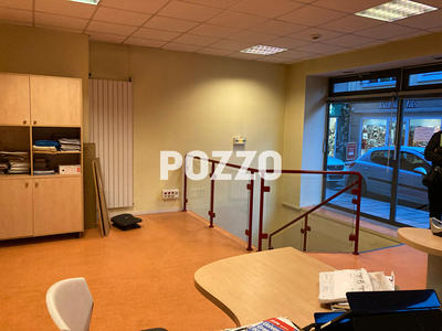 Local commercial - 115 m²