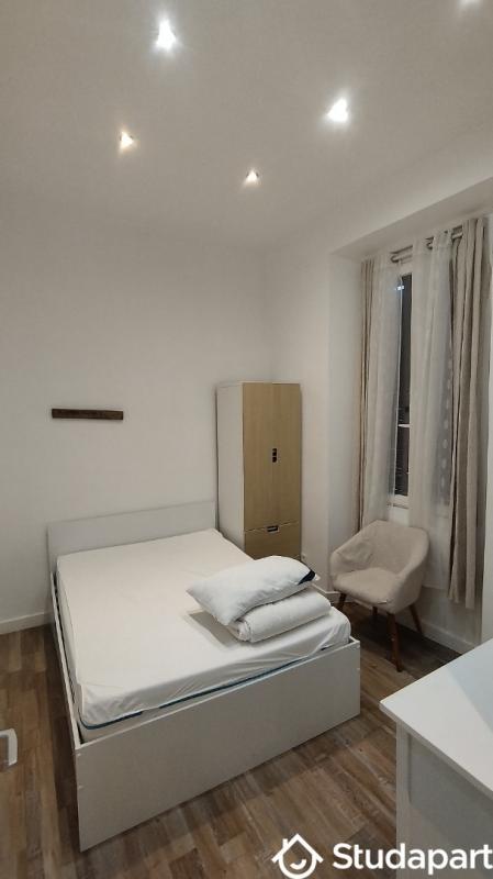 Chambre - 9 m² - 1 pièce