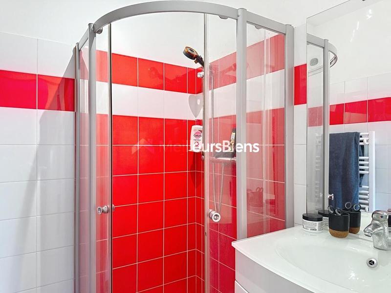 Maison - 119 m² - 6 pièces