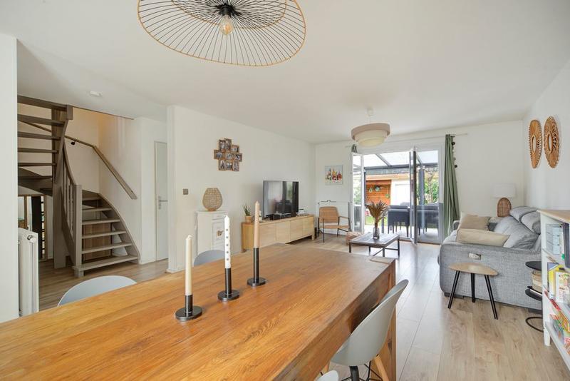 Maison - 107 m² - 4 pièces