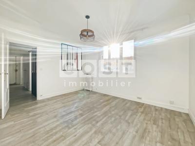 Appartement - 67 m² - 4 pièces