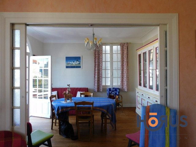 Viager - Maison - 137 m² - 6 pièces