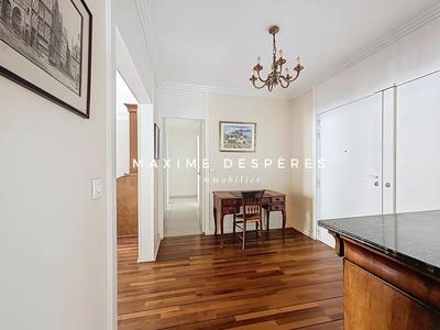 Appartement - 106 m² - 3 pièces