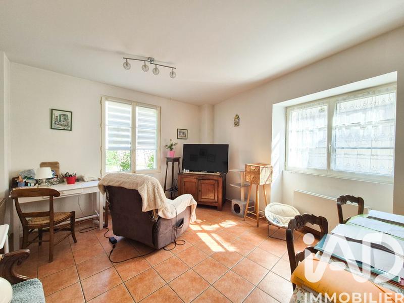 Maison - 104 m² - 4 pièces