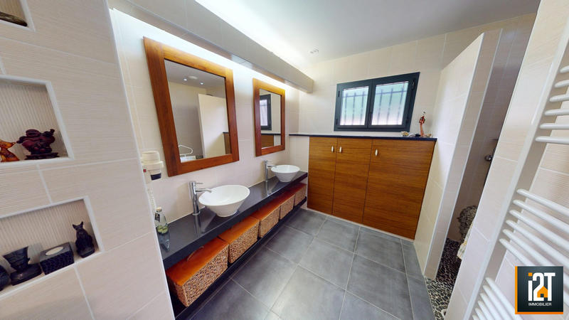 Maison - 124 m² - 5 pièces