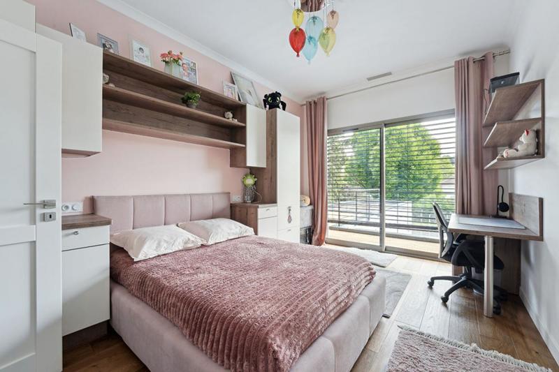 Maison - 270 m² - 7 pièces