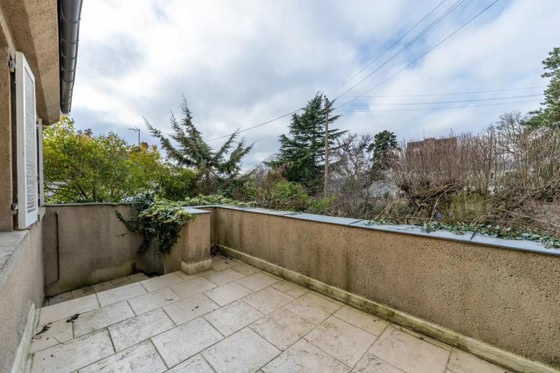 Maison - 196 m² - 7 pièces