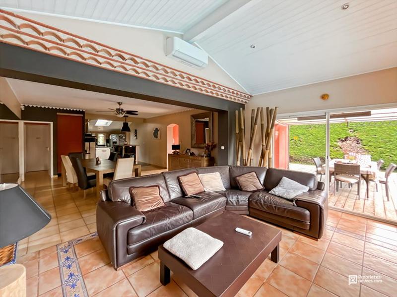 Maison - 120 m² - 5 pièces