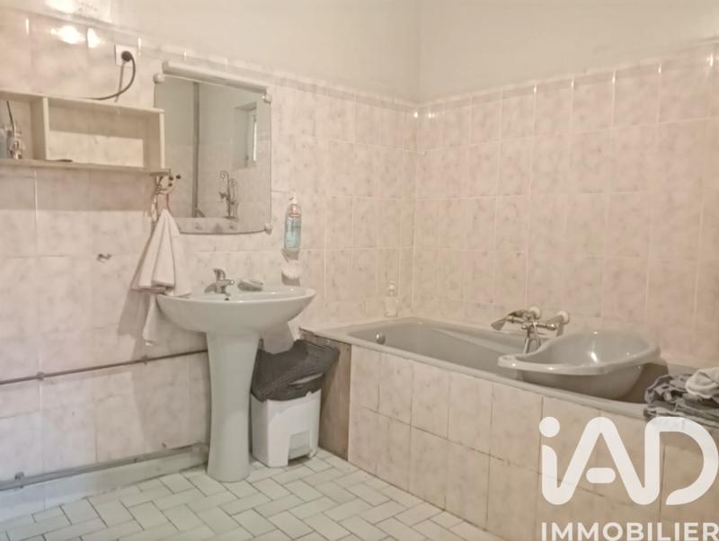 Local commercial - 170 m² - 7 pièces