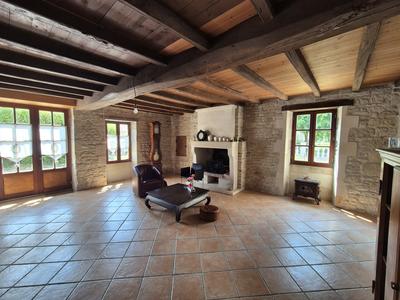 Maison ancienne - 215 m² - 7 pièces