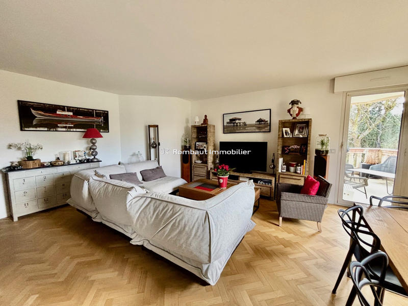 Appartement - 96 m² - 4 pièces