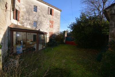 Maison - 206 m² - 6 pièces