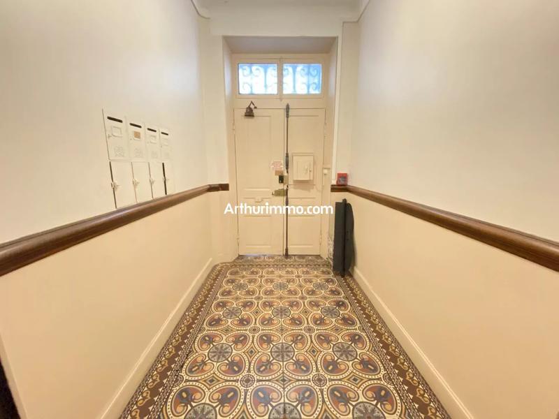 Maison - 470 m² - 16 pièces