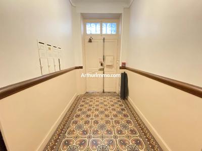 Maison - 470 m² - 16 pièces