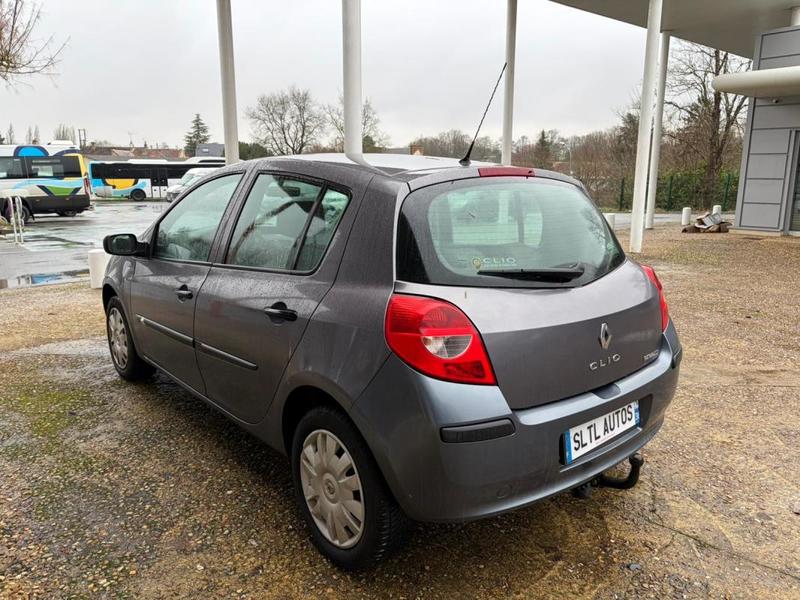 Renault Clio 1.4 16v 98 Ch Garantie 6 Mois / Reprise Possible