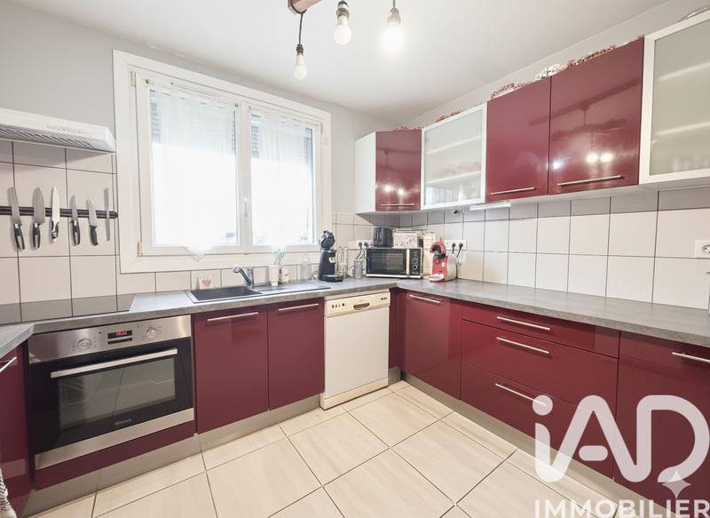 Maison - 93 m² - 4 pièces