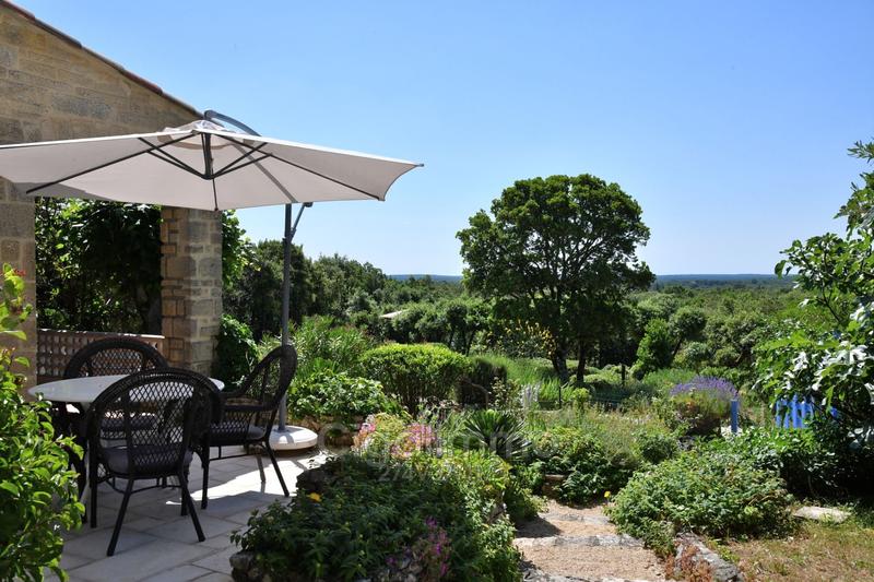 Villa - 180 m² - 6 pièces