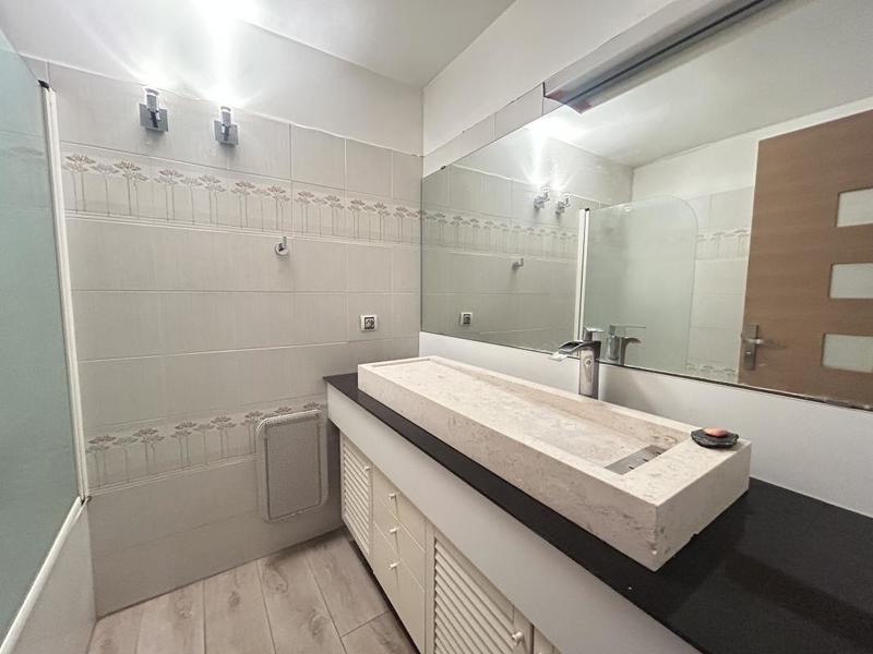 Villa - 140 m² - 5 pièces