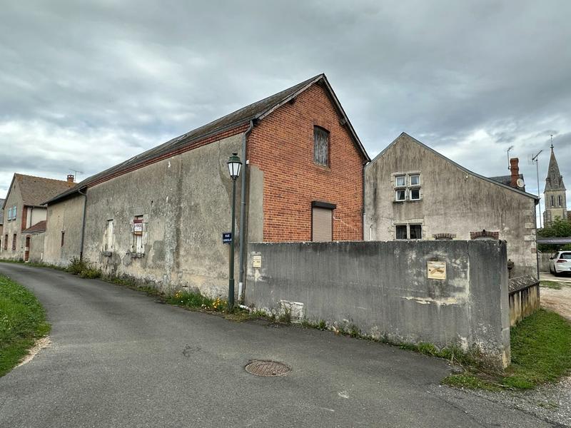 Maison - 145 m² - 1 pièce