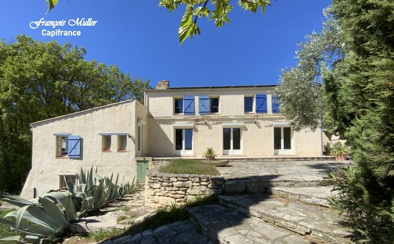 Villa - 325 m² - 12 pièces