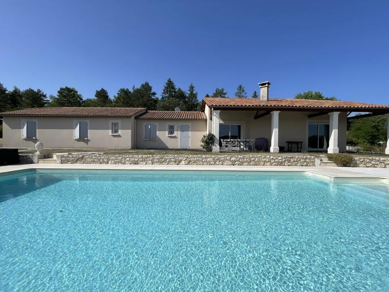 Maison - 173 m² - 6 pièces