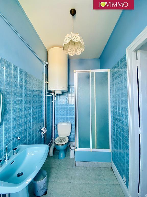 Maison - 254 m² - 10 pièces